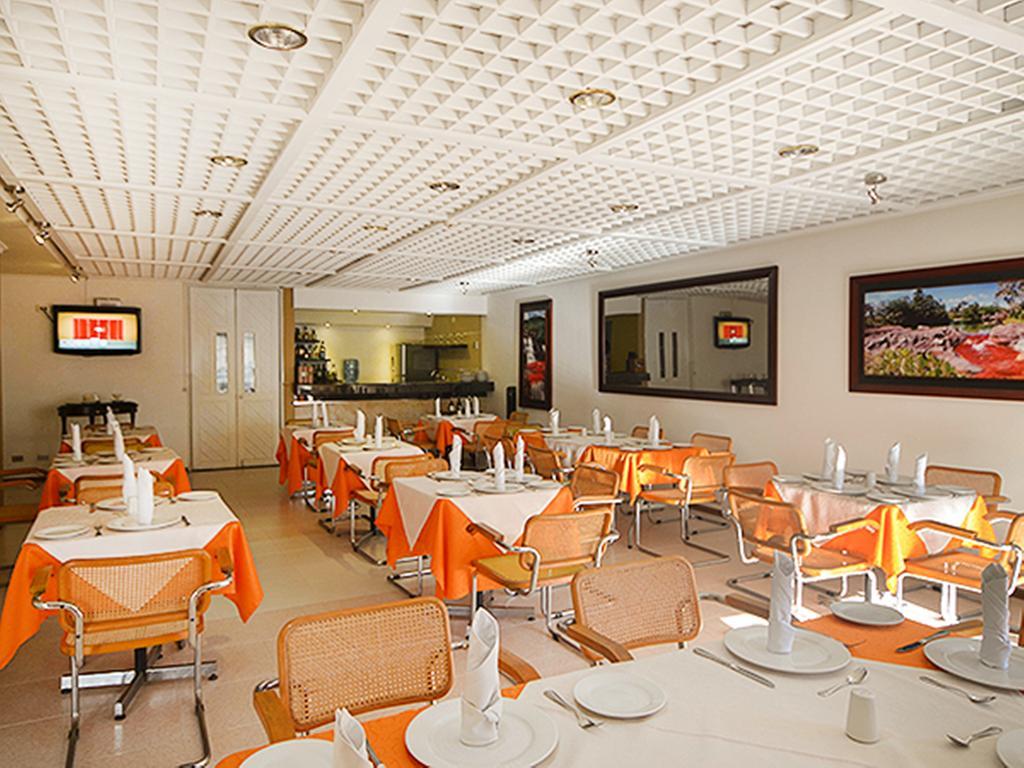 Hotel Villavicencio Plaza Екстериор снимка