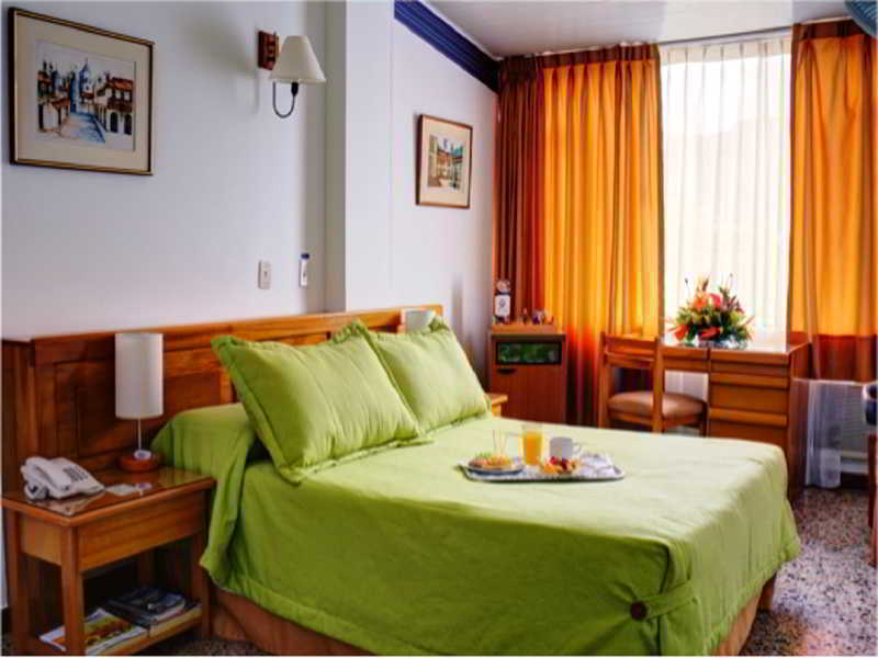 Hotel Villavicencio Plaza Екстериор снимка
