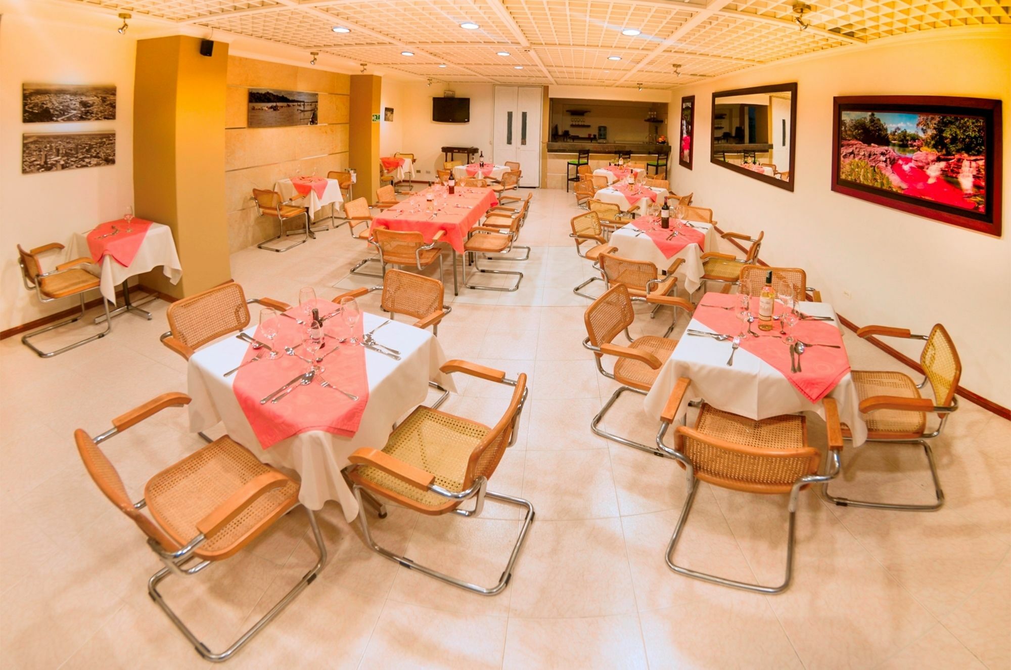 Hotel Villavicencio Plaza Екстериор снимка
